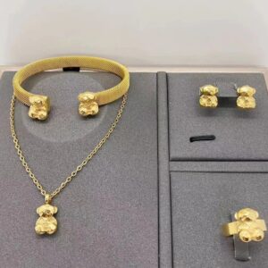 Conjunto de osos facetados con pulsera de malla