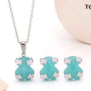 Conjunto de osos con detalles en las esquinas