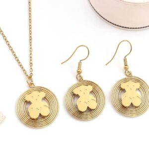 Conjunto de círculos concéntricos y oso