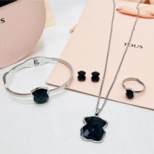 Conjunto de oso negro facetado