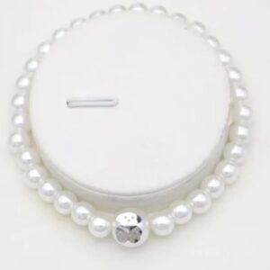 Pulsera de perlas con detalle de oso